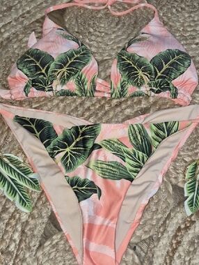 Cosita Linda Tropical Leaf Print Bikini Set